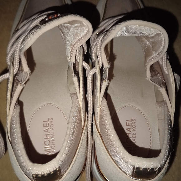 Michael kors Liv Trainer Wedge Sneakers Size 7.5 - Picture 11 of 11